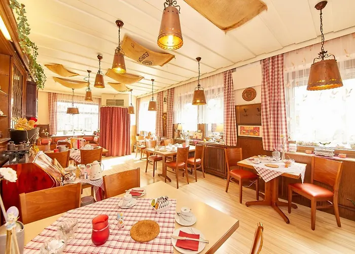 Hotel Zum Dicken Baum