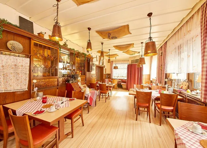 Hotel Zum Dicken Baum