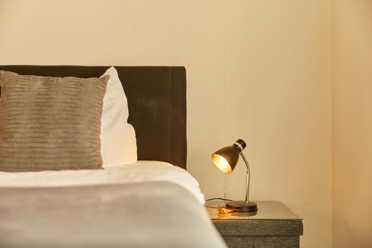 Zum Dicken Baum Guest house Mayen
