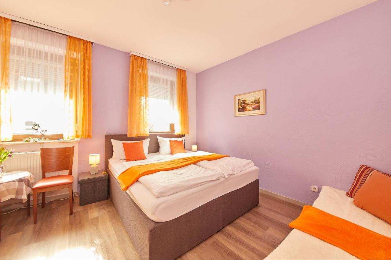 Guest house Zum Dicken Baum 2*